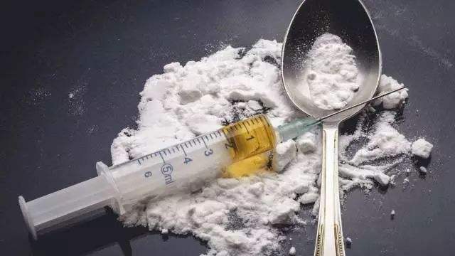 吸海洛因多少次會上癮？